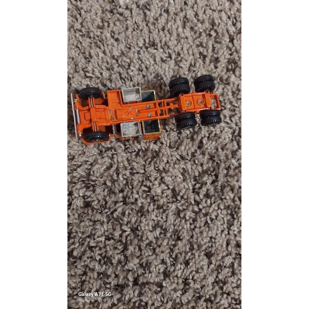 Kory Farm Division Brand‎  Die Cast Semi Cab White/Orange